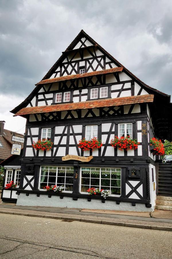 Black Forest - Hirschperle *